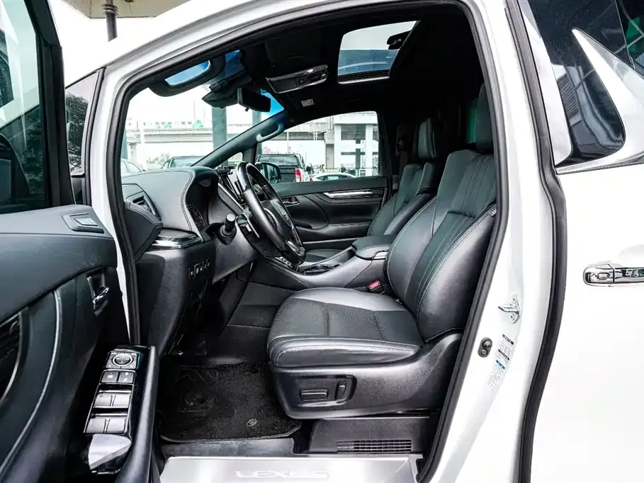 Lexus LM 2023 из CN, фото 4