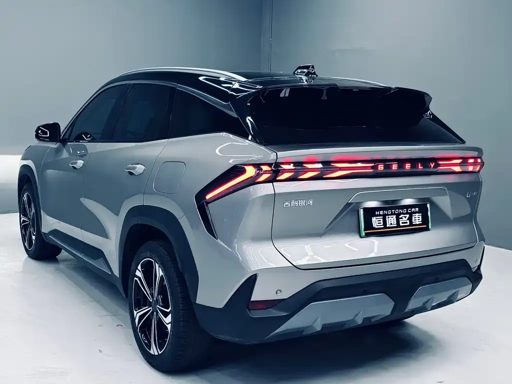 Geely Galaxy L7 — фото 2