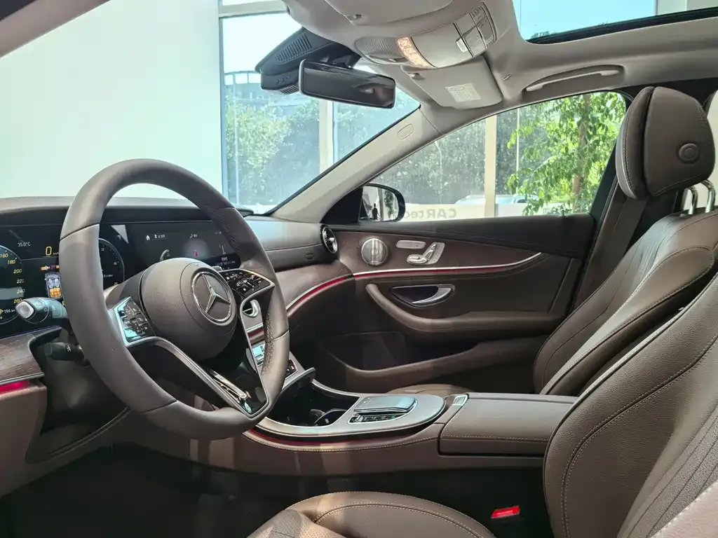 Mercedes-Benz E-Class 2023 из CN, фото 8