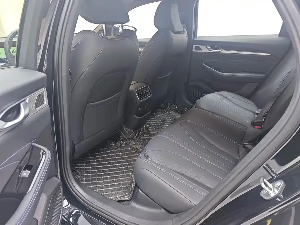 Geely Xingrui 2025 из CN, фото 9