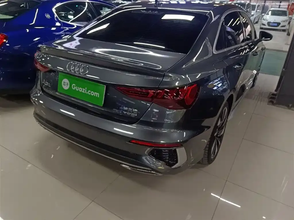 Audi A3 2023 из CN, фото 3
