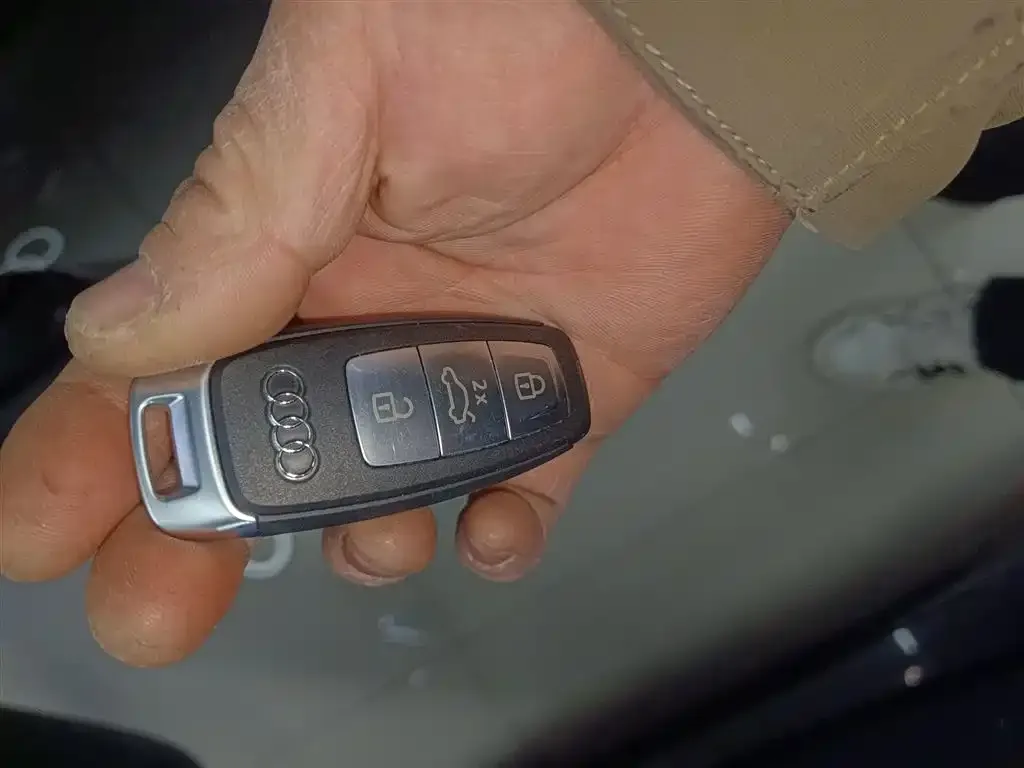 Audi A3 2023 из CN, фото 9