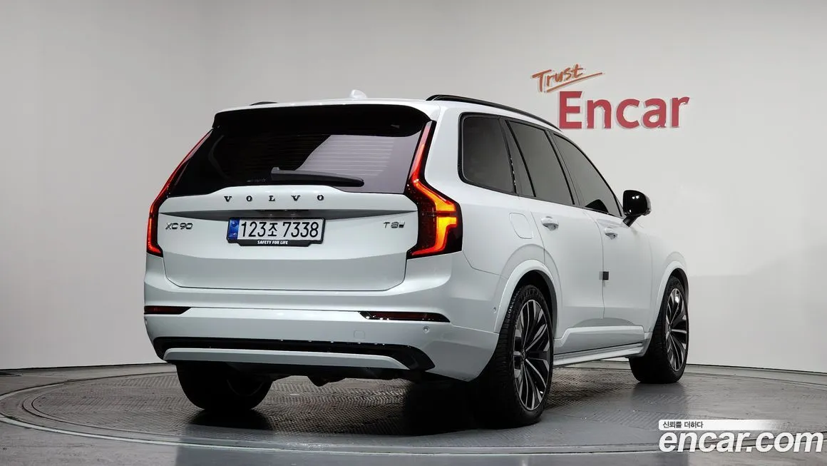 Volvo XC90 2026 из KR, фото 2
