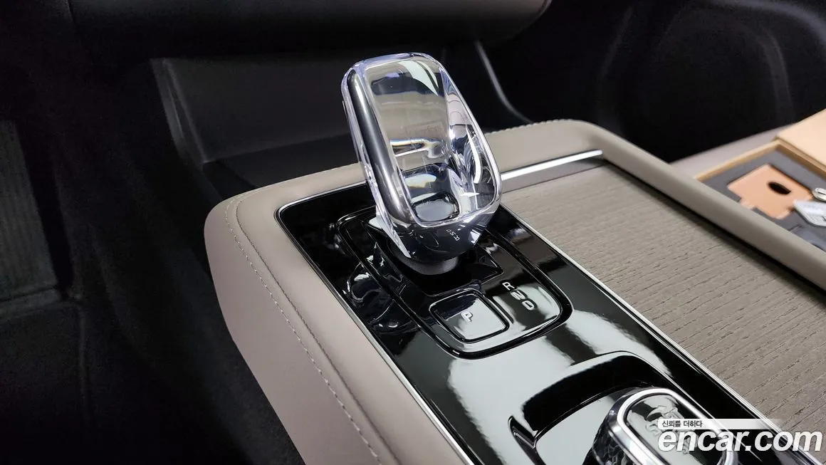 Volvo XC90 2026 из KR, фото 6