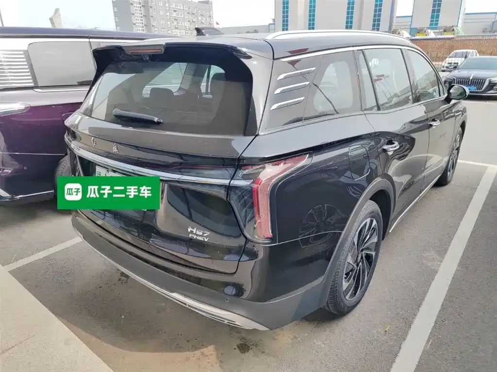 Hongqi HS7 PHEV — фото 8