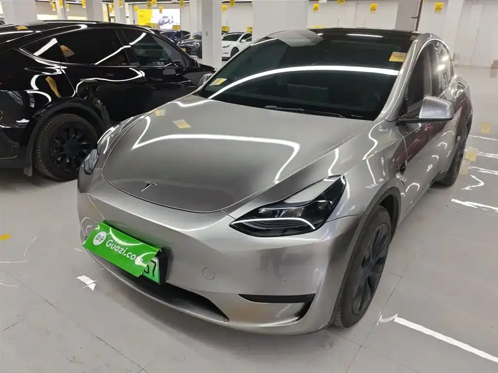 Tesla Model Y 2023 из CN, фото 10