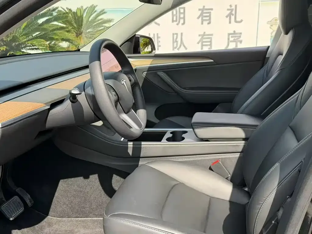 Tesla Model Y 2022 из CN, фото 2