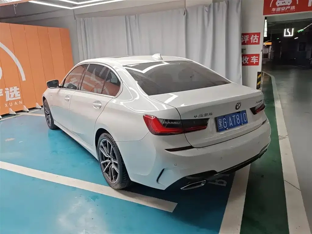BMW 3 Series 2021 из CN, фото 10