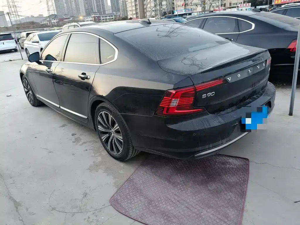 Volvo S90 — фото 2