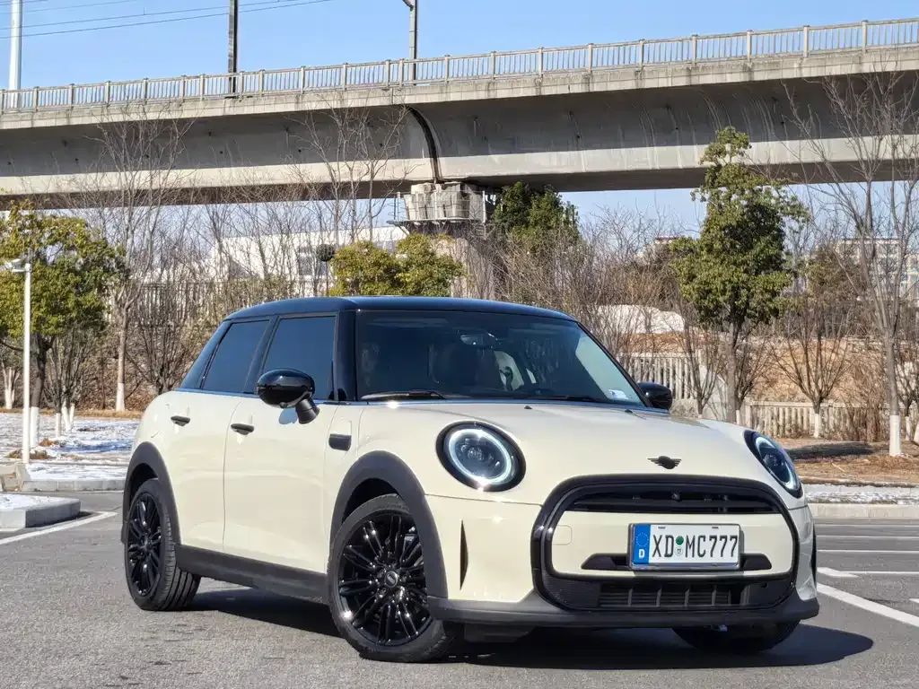 MINI Cooper (3-door) 2022 из CN, фото 4