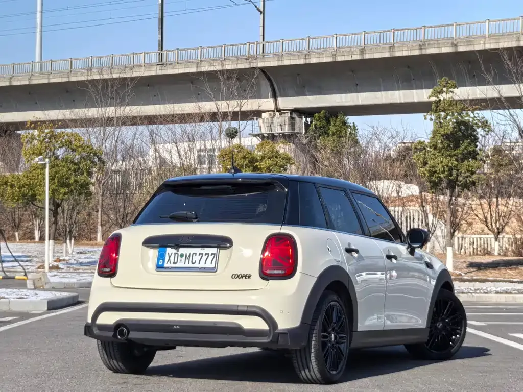 MINI Cooper (3-door) 2022 из CN, фото 5