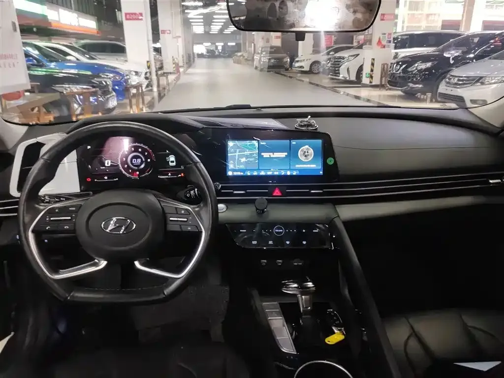 Hyundai Elantra 2021 из CN, фото 2