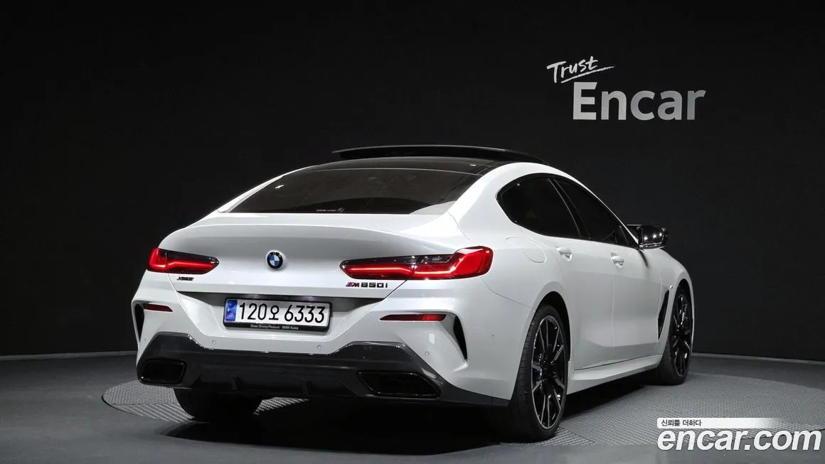 BMW 8-Series — фото 10