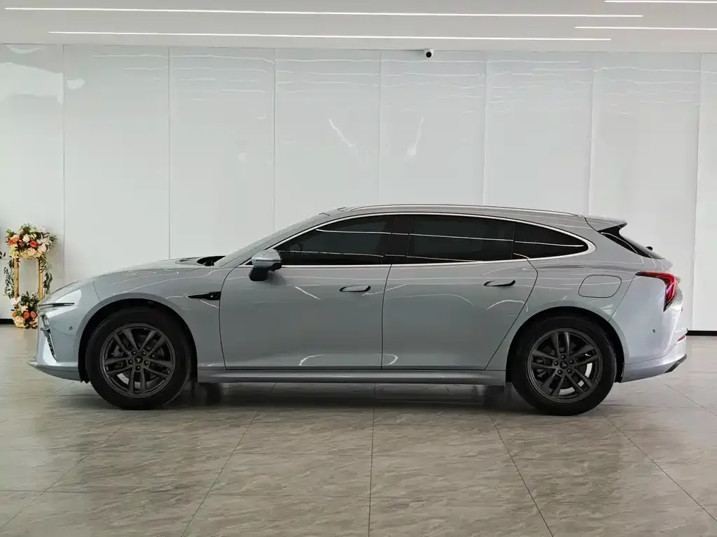 Neta S Shooting Brake 2025 из CN, фото 3