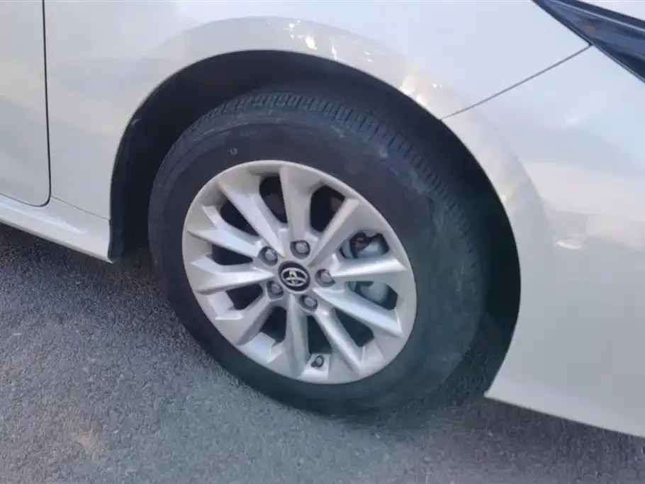 Toyota Corolla 2021 из CN, фото 4