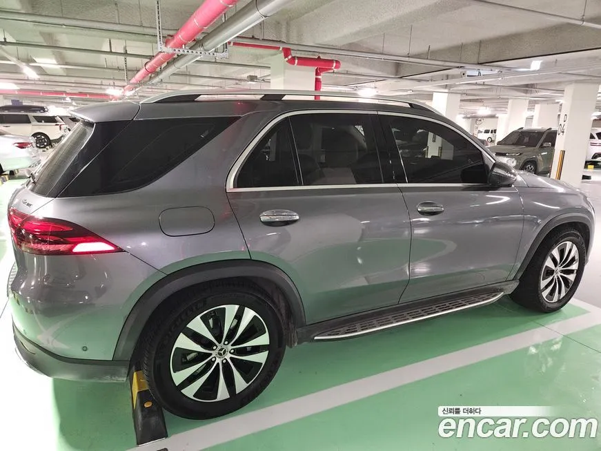 Mercedes-Benz GLE-Class — фото 10