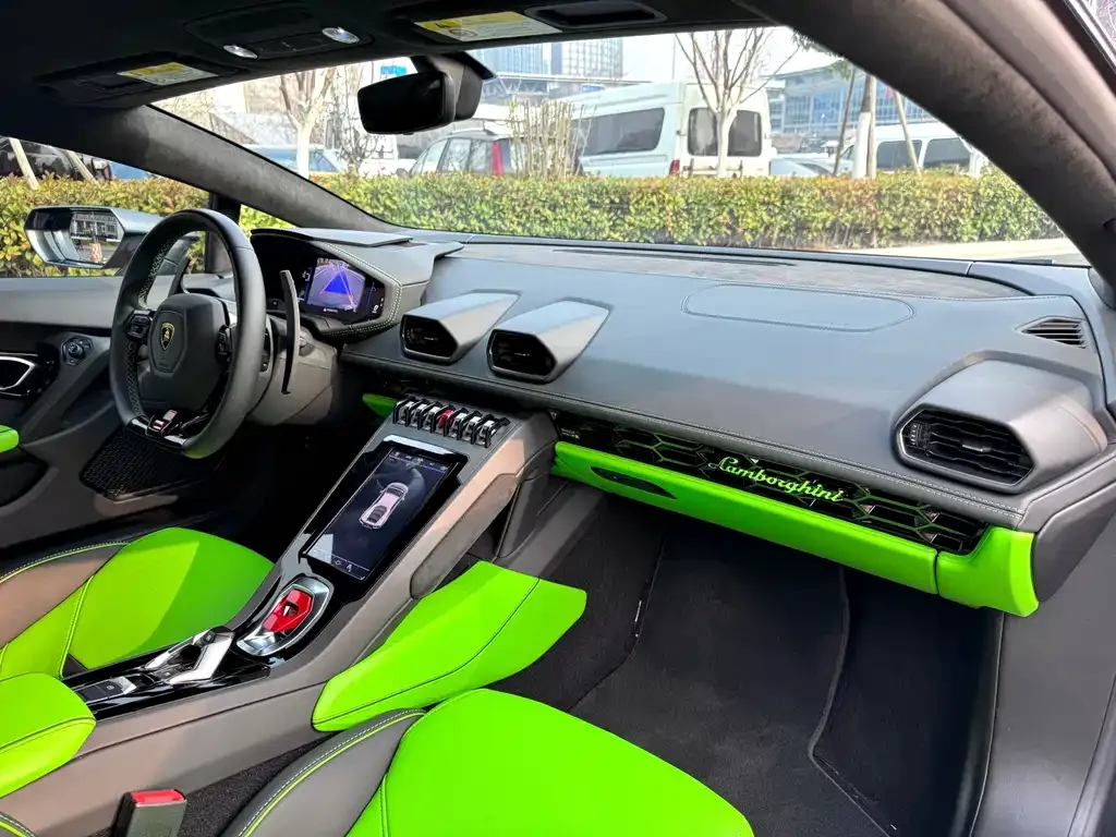 Lamborghini Huracan 2023 из CN, фото 6