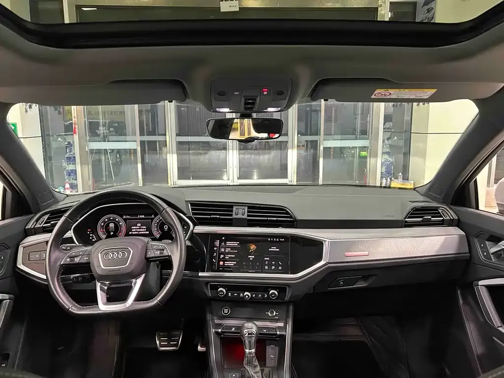 Audi Q3 2024 из CN, фото 9