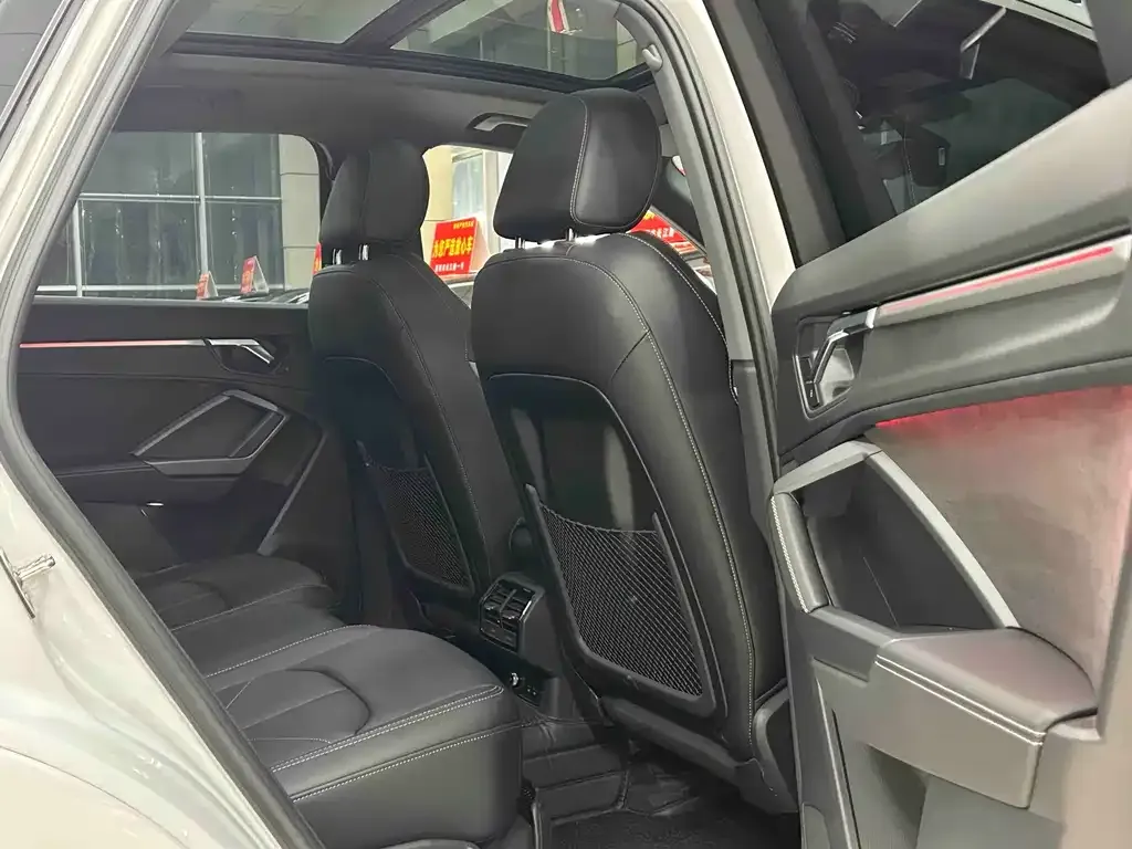 Audi Q3 2024 из CN, фото 5
