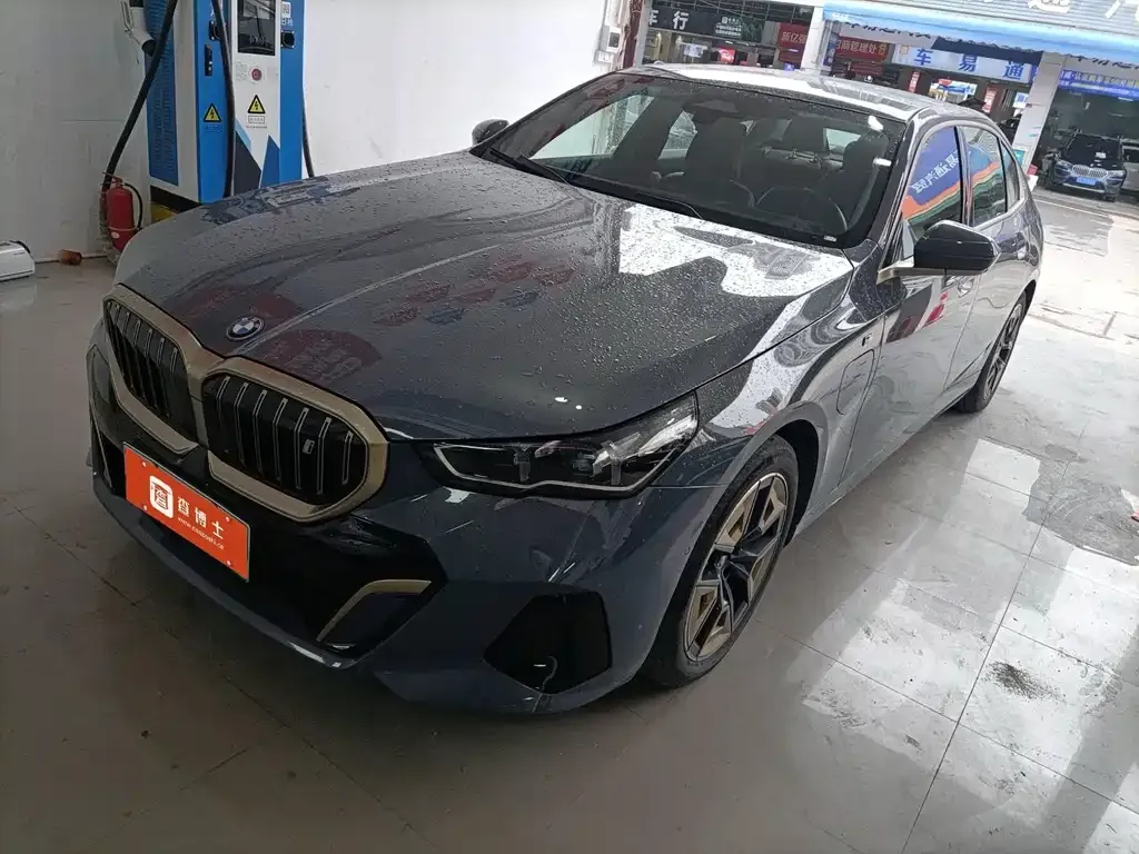 BMW i5 2024 из CN, фото 1