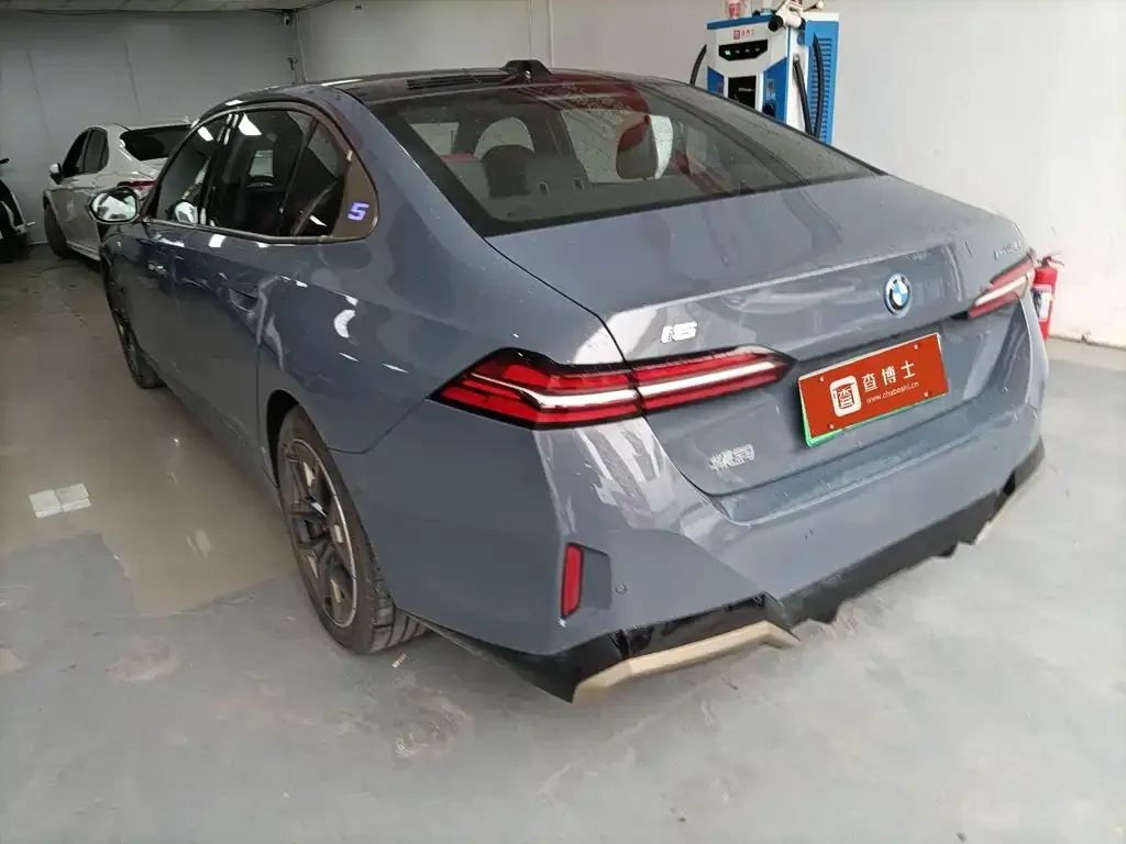 BMW i5 2024 из CN, фото 3