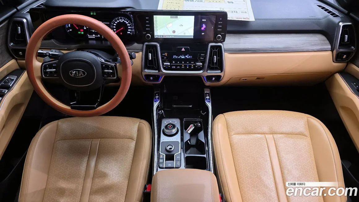 Kia Sorento — фото 6