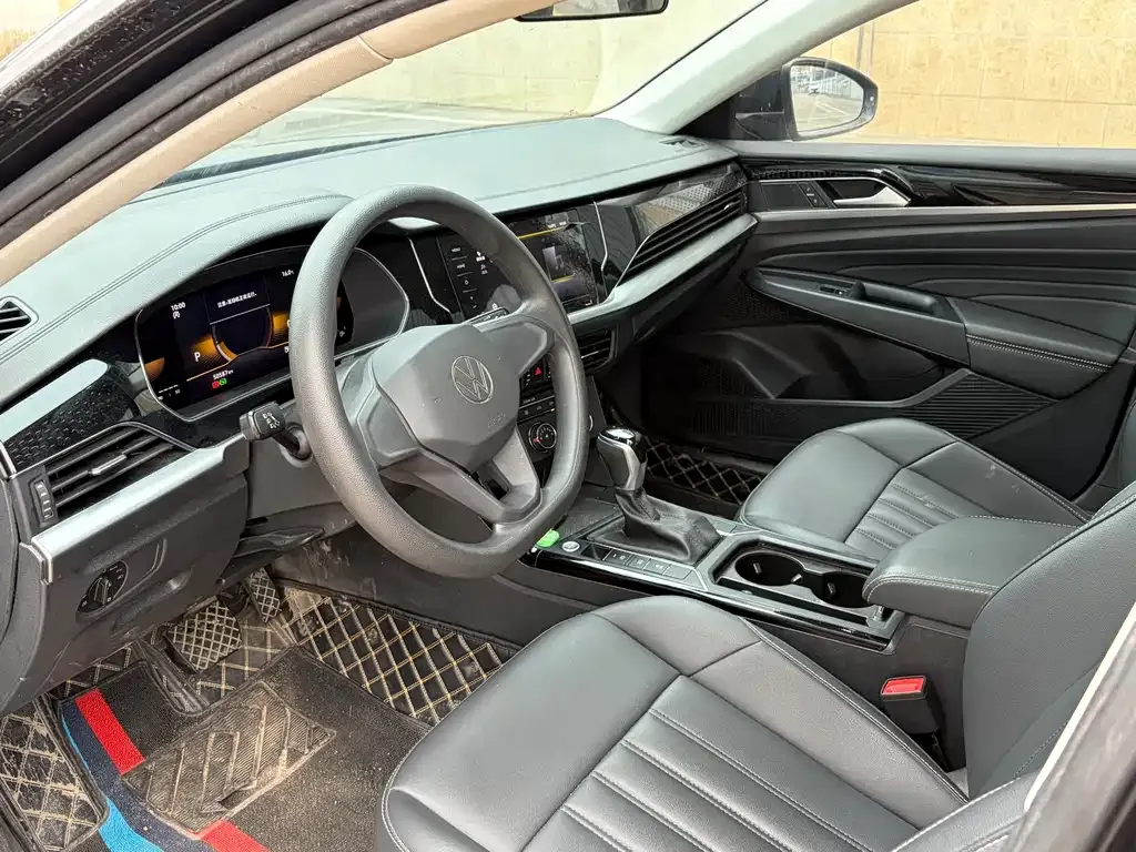 Volkswagen Passat 2022 из CN, фото 3