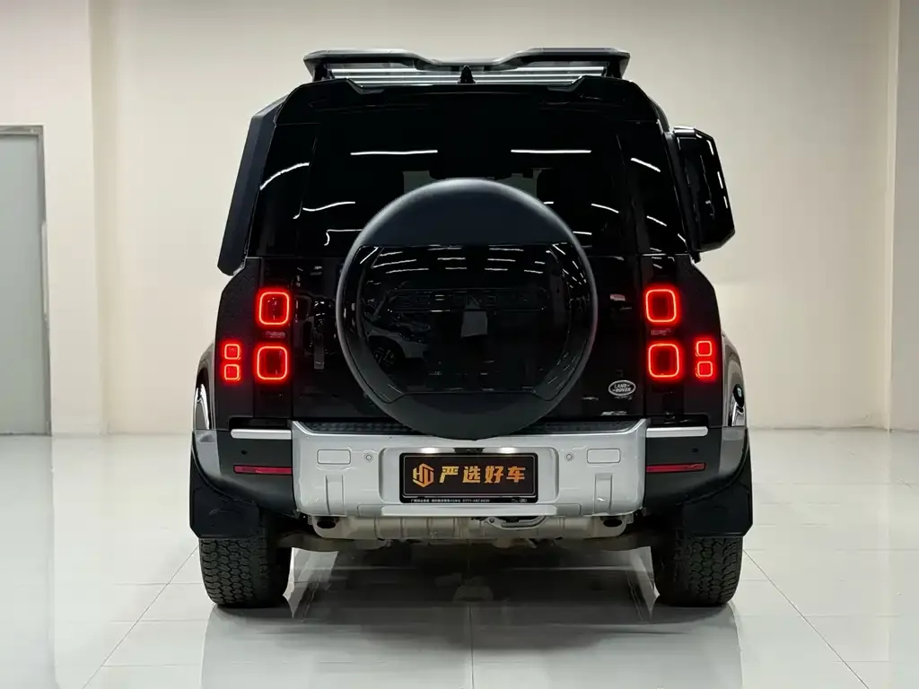 Land Rover Defender — фото 4