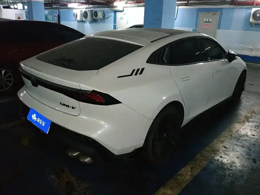 Changan UNI-V 2024 из CN, фото 4