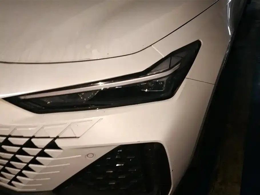Changan UNI-V 2024 из CN, фото 3