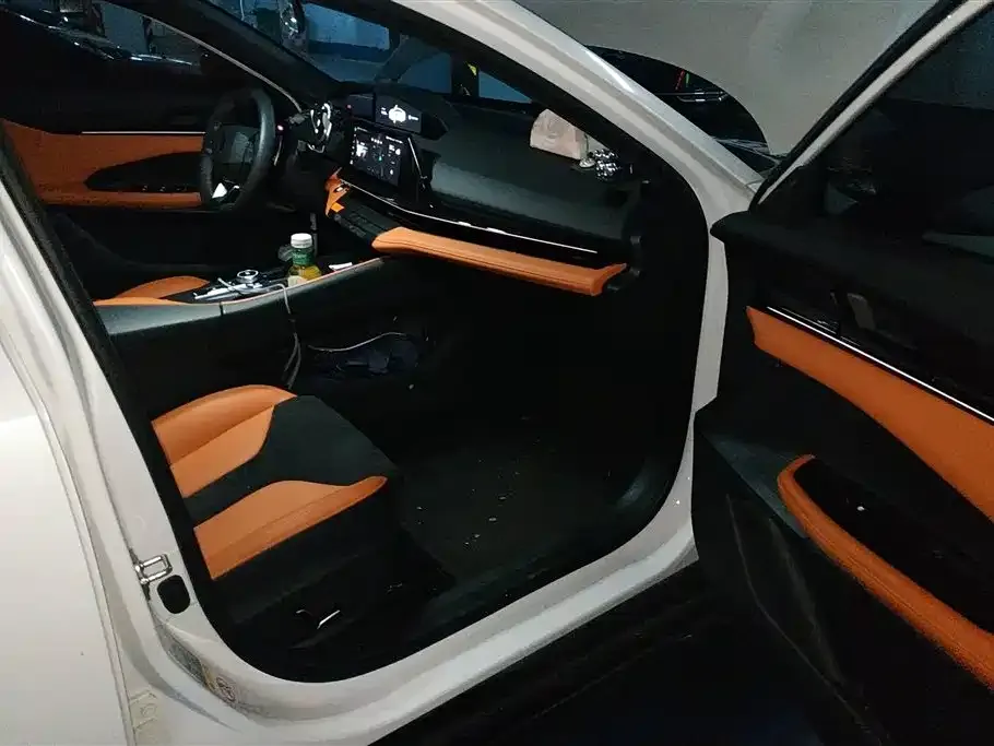 Changan UNI-V 2024 из CN, фото 6