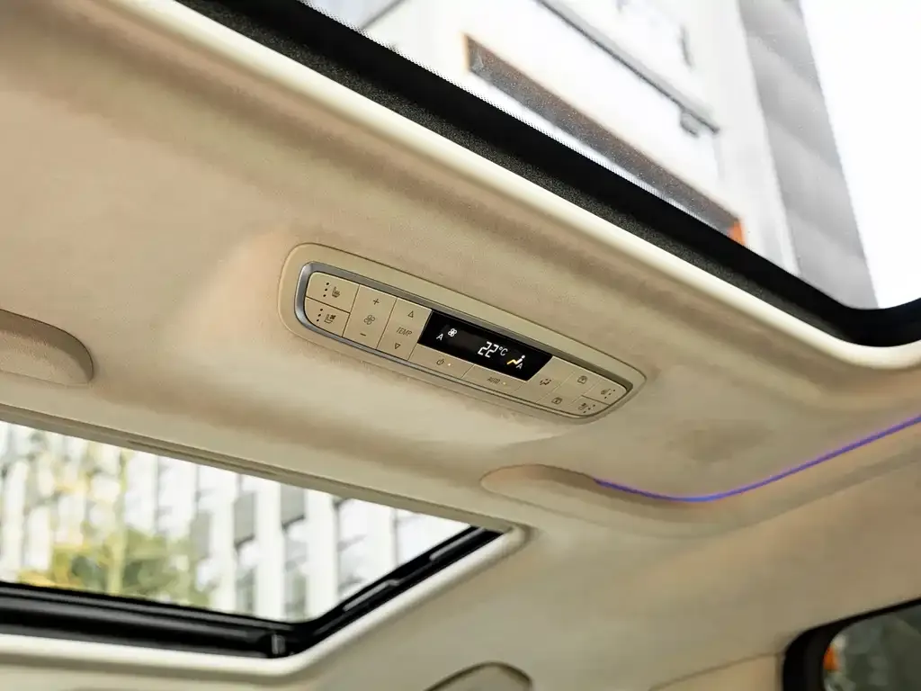 Buick GL8 2022 из CN, фото 3