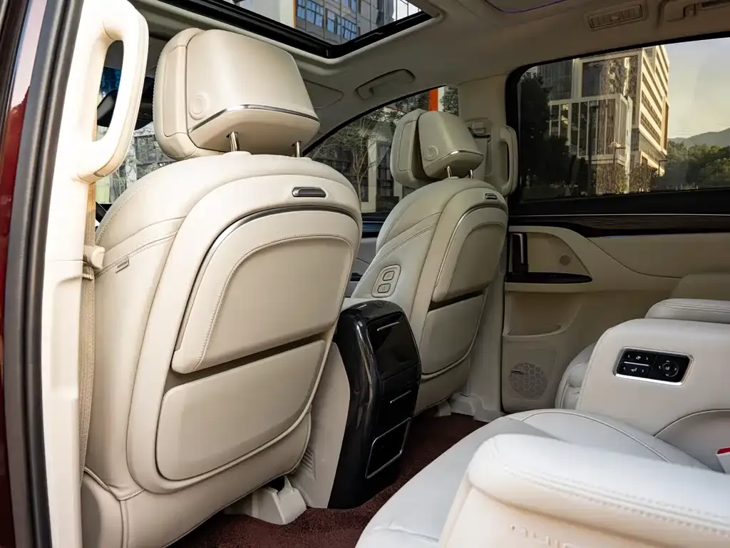 Buick GL8 2022 из CN, фото 10