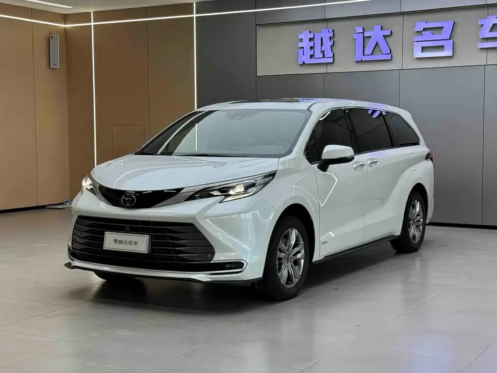 Toyota Sienna 2025 из CN, фото 6