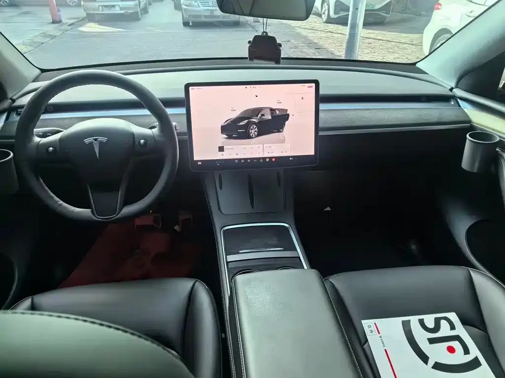 Tesla Model Y 2022 из CN, фото 2