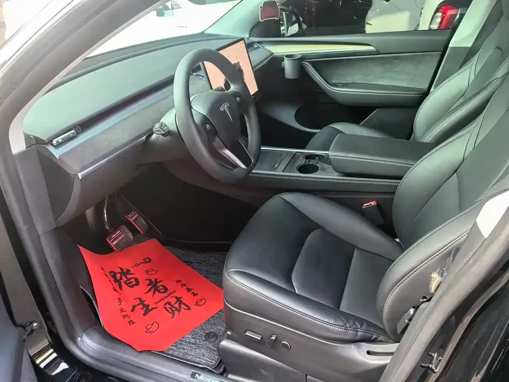 Tesla Model Y 2022 из CN, фото 3