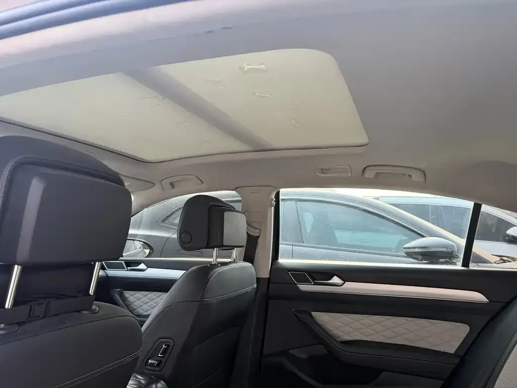 Volkswagen Magotan 2023 из CN, фото 2