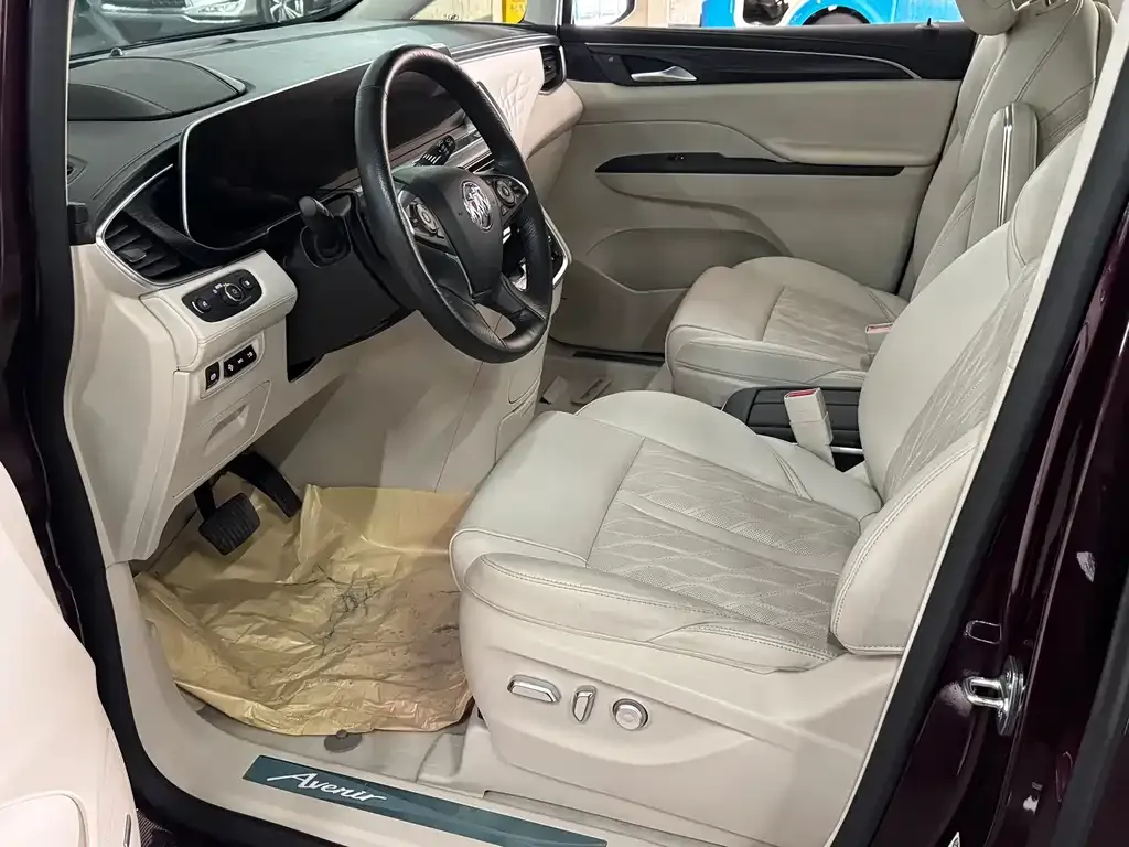 Buick GL8 2023 из CN, фото 3
