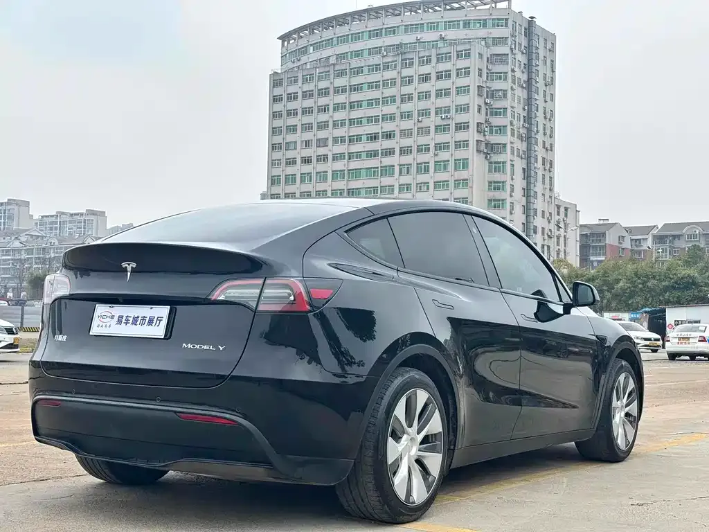Tesla Model Y 2022 из CN, фото 10