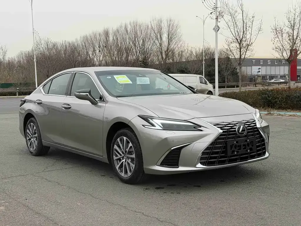 Lexus ES 2026 из CN, фото 6