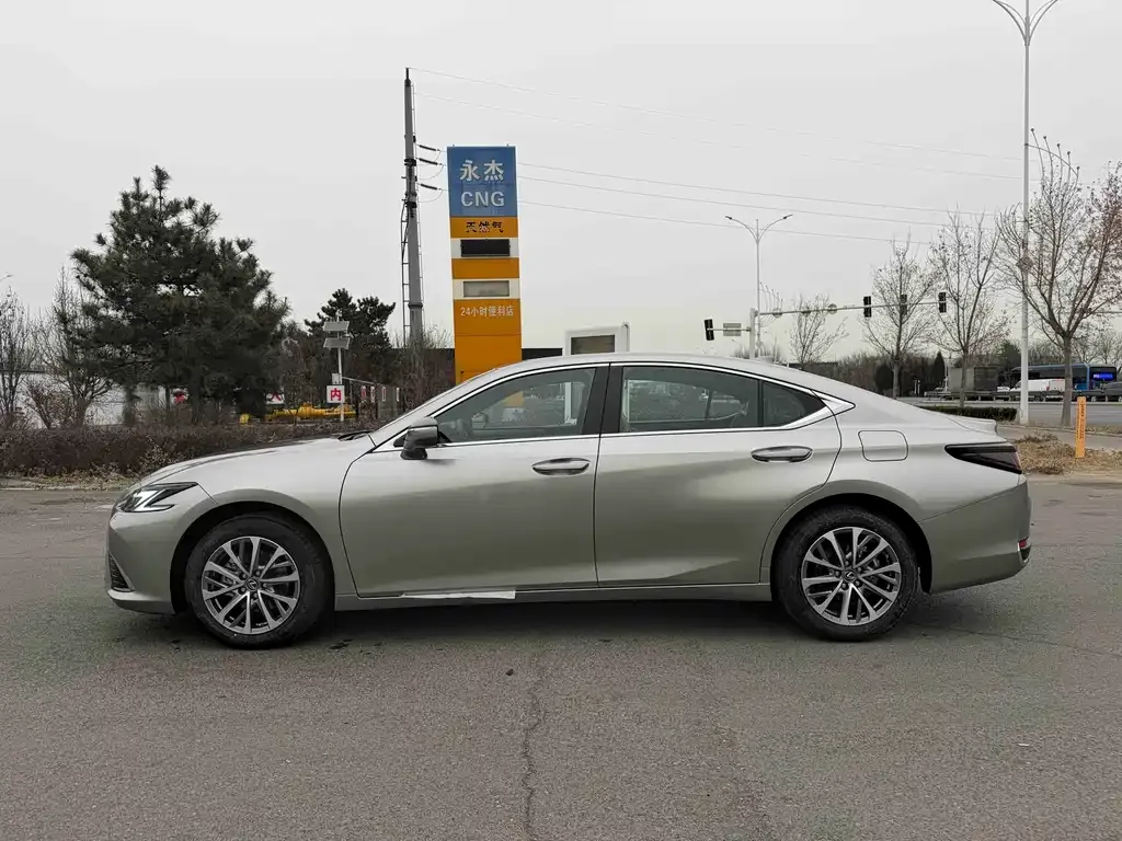 Lexus ES 2026 из CN, фото 8