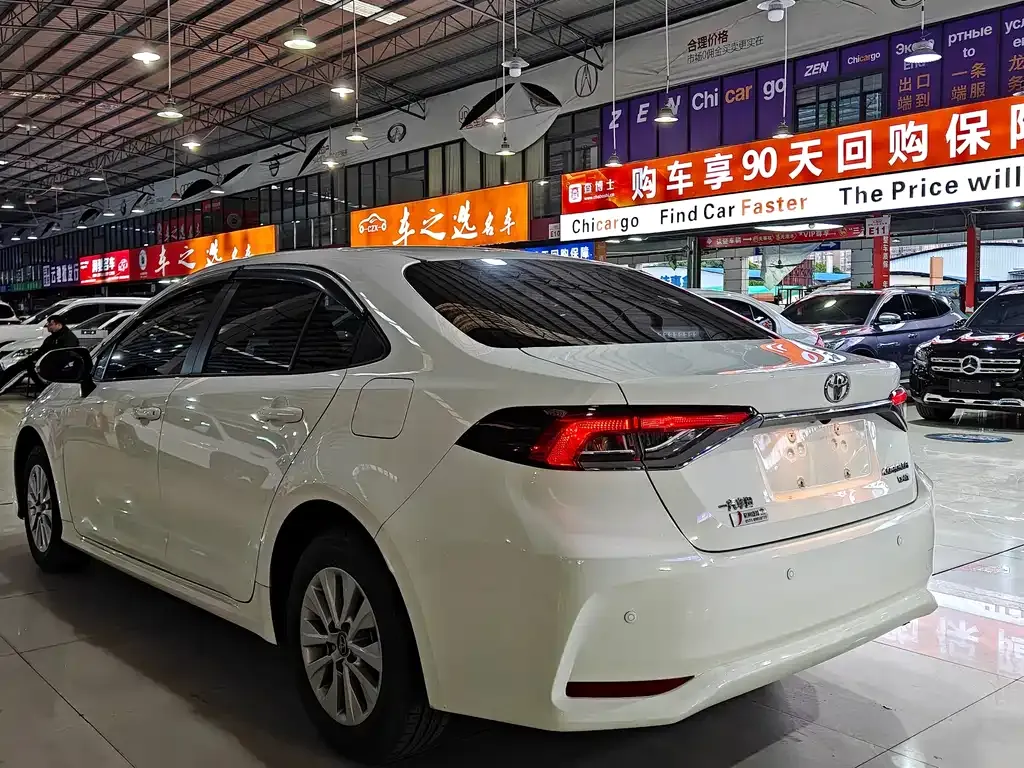 Toyota Corolla 2022 из CN, фото 10