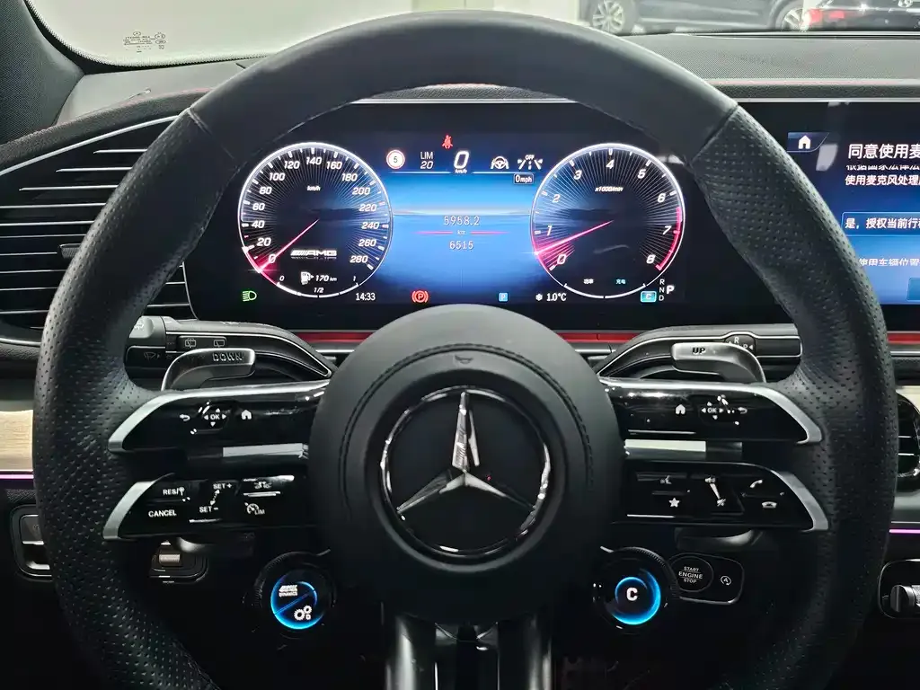 Mercedes-Benz GLE AMG — фото 3
