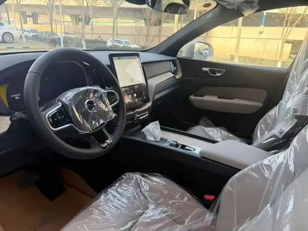 Volvo XC60 2026 из CN, фото 9