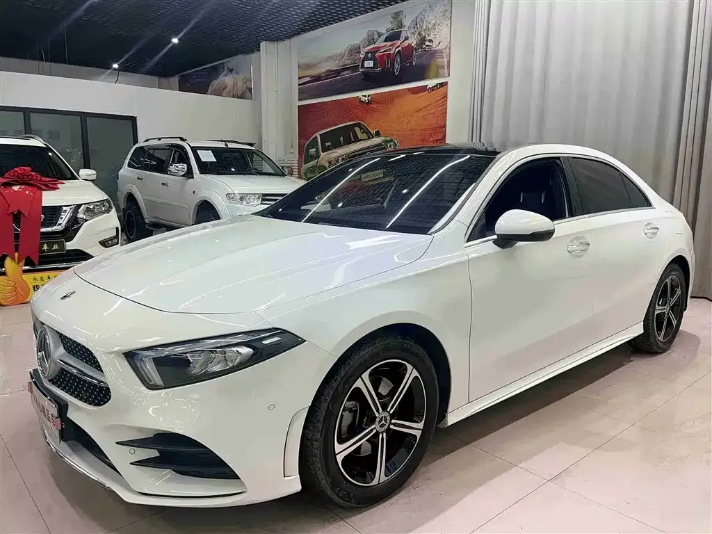 Mercedes-Benz A-Class 2023 из CN, фото 1
