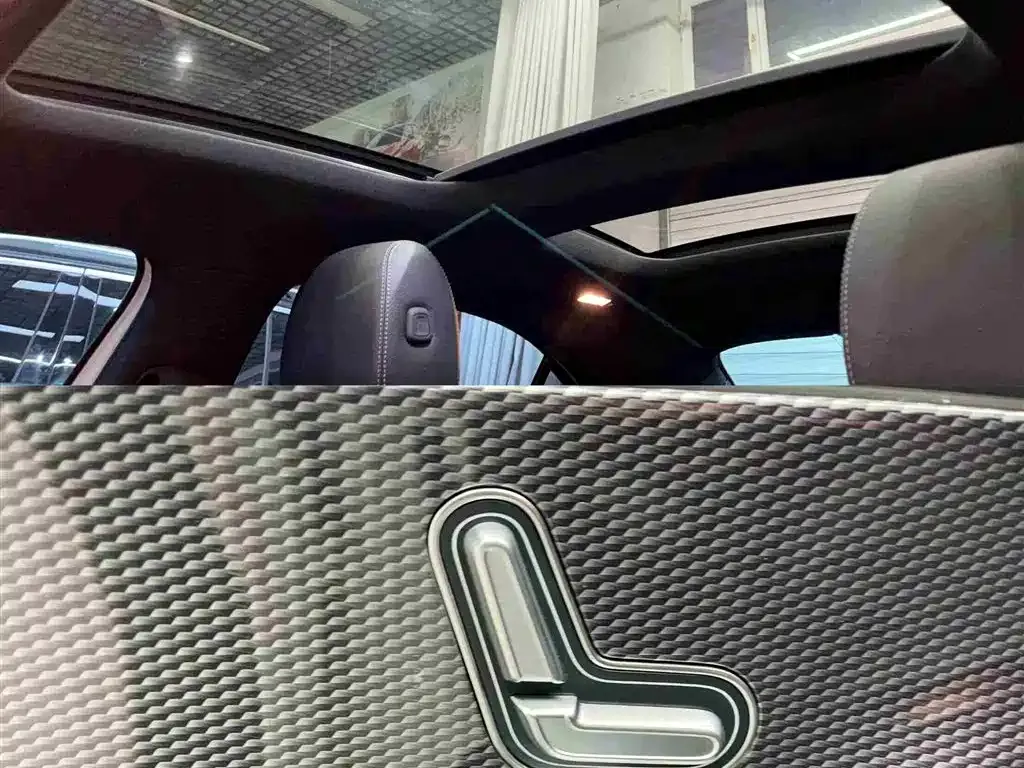 Mercedes-Benz A-Class 2023 из CN, фото 5