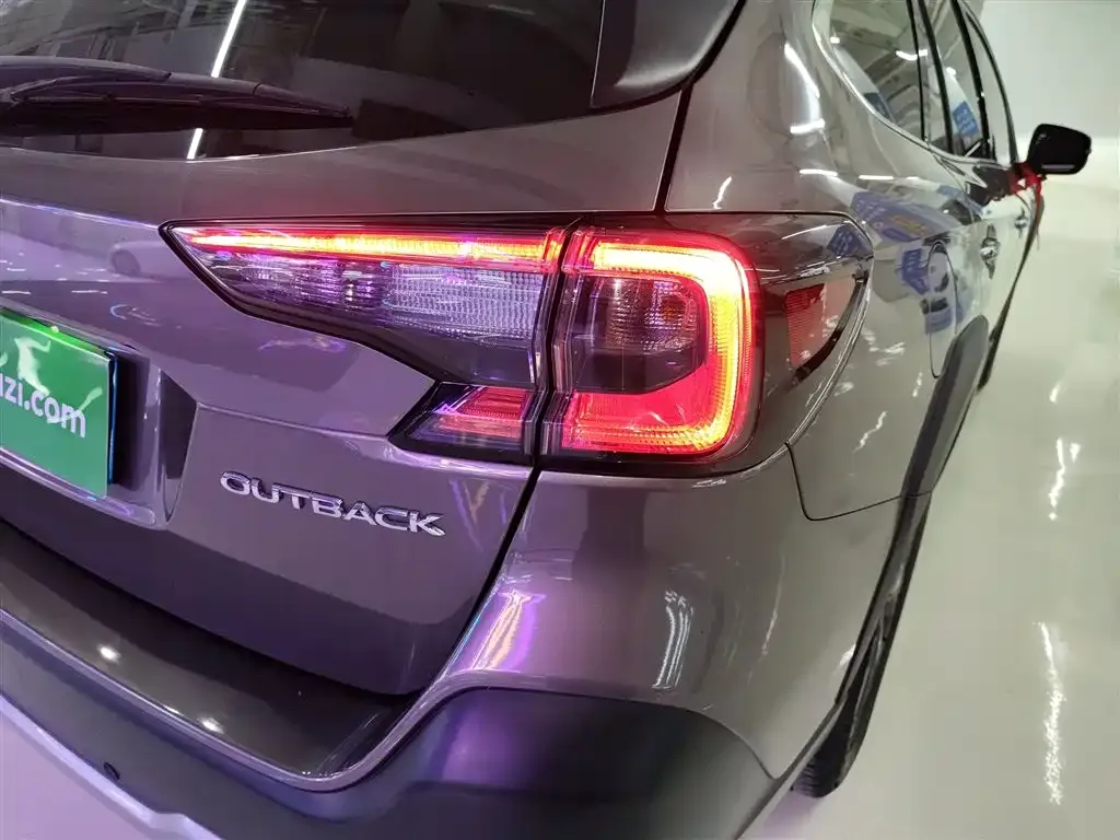 Subaru Outback 2021 из CN, фото 10