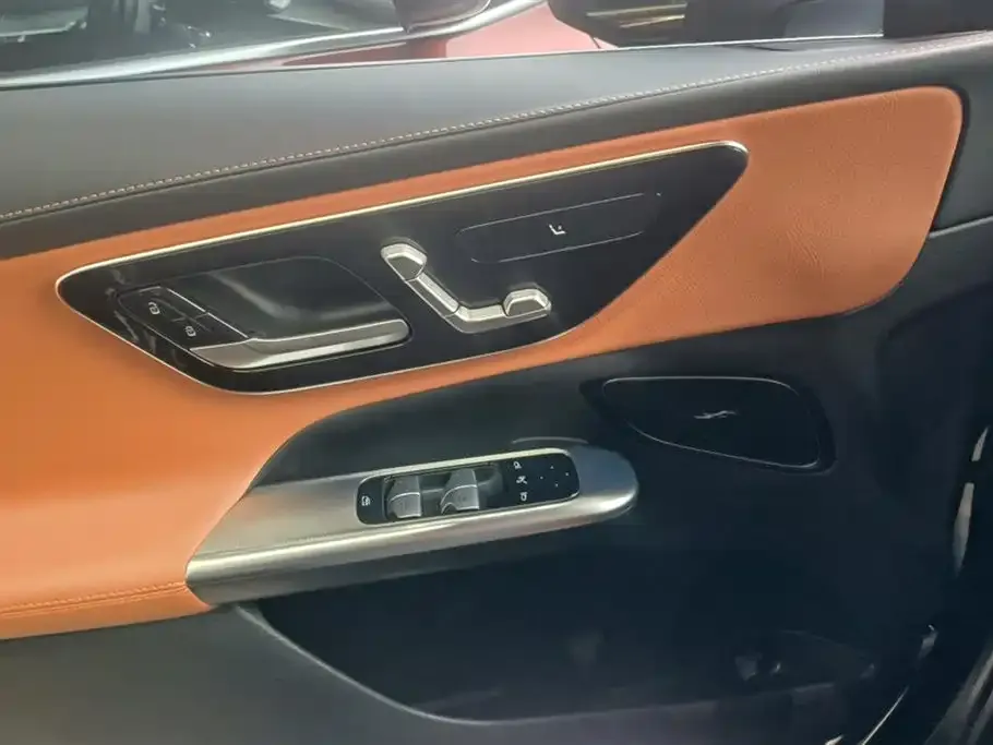 Mercedes-Benz GLC 2023 из CN, фото 8