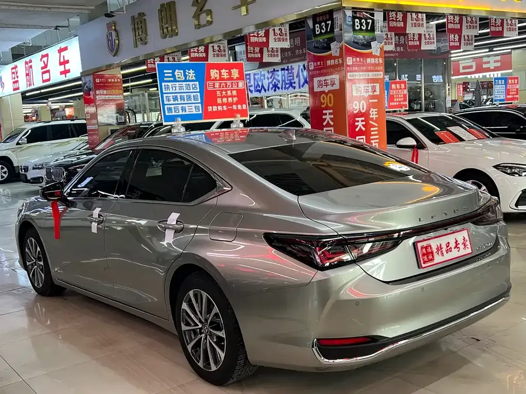 Lexus ES 2025 из CN, фото 5