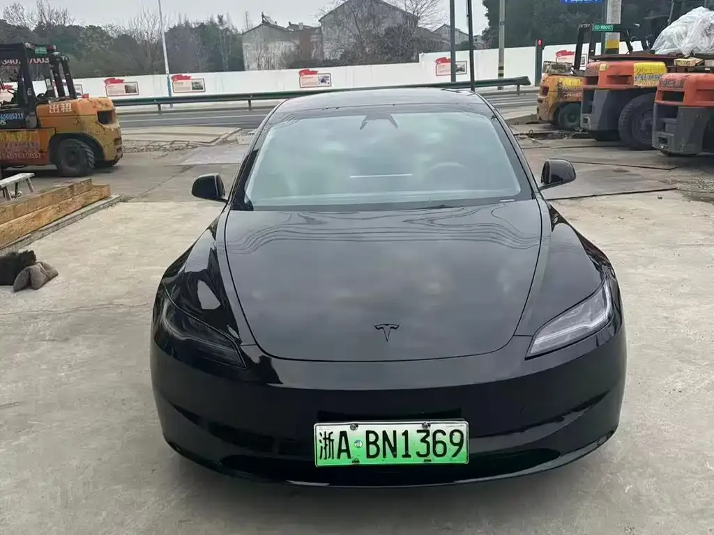 Tesla Model 3 2023 из CN, фото 8